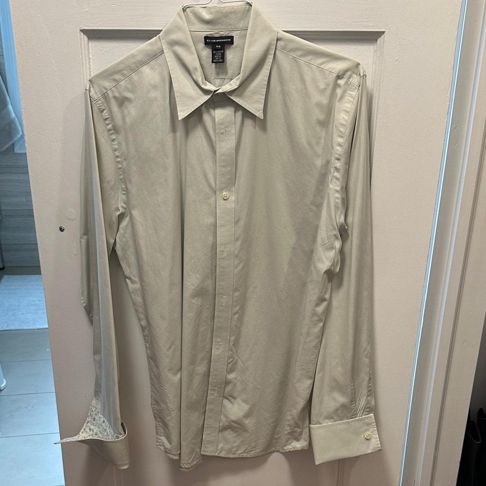 Club Monaco Men's Light Gray Dress Shirt - Point Collar